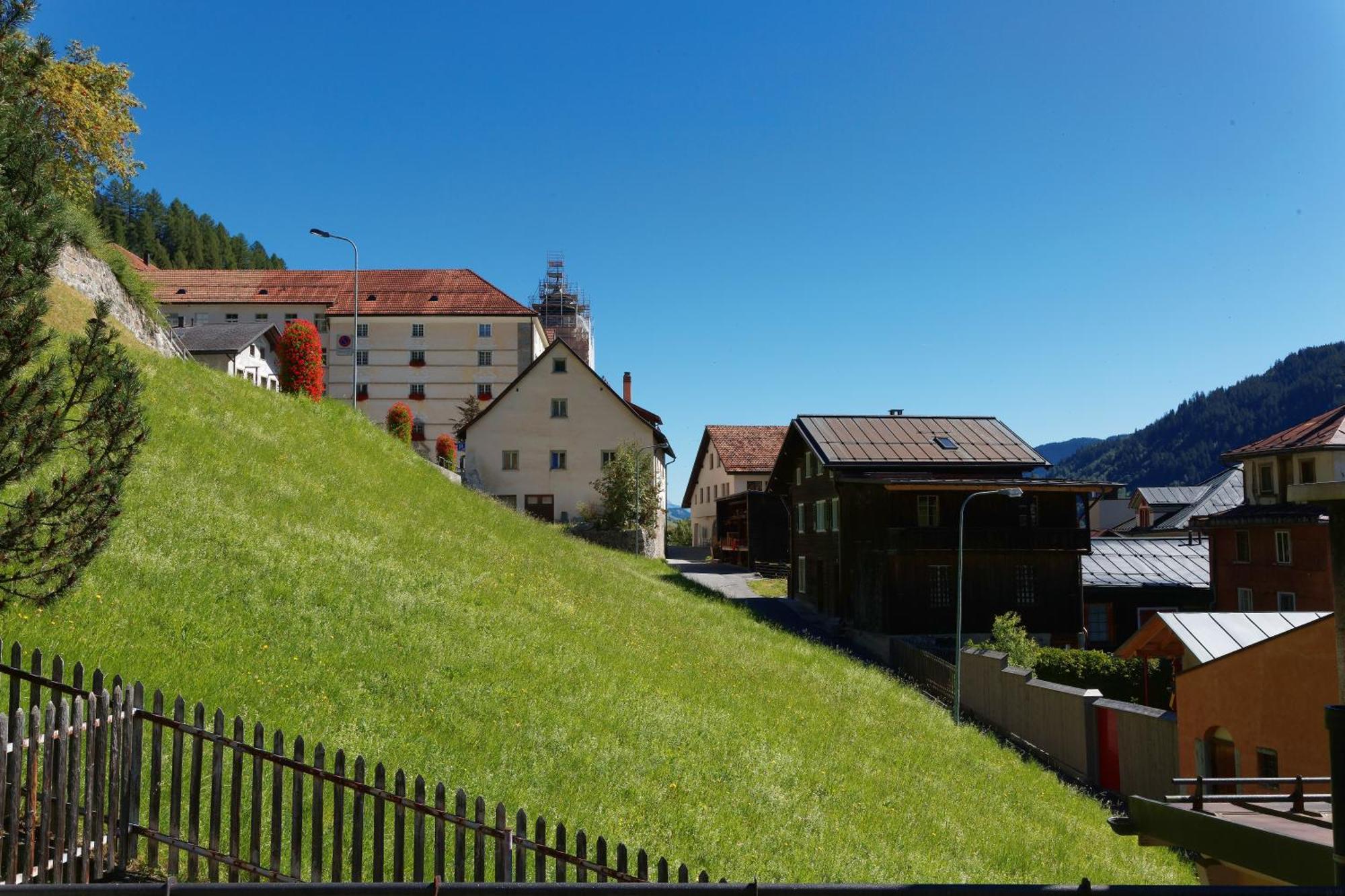 Hotel Alpsu Disentis Luaran gambar